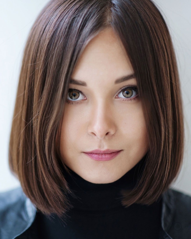 Стрижка Боб Каскад лесенка без челки