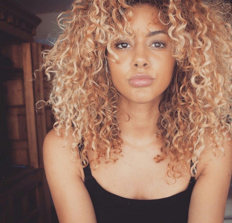 Прически с распущенными волосами