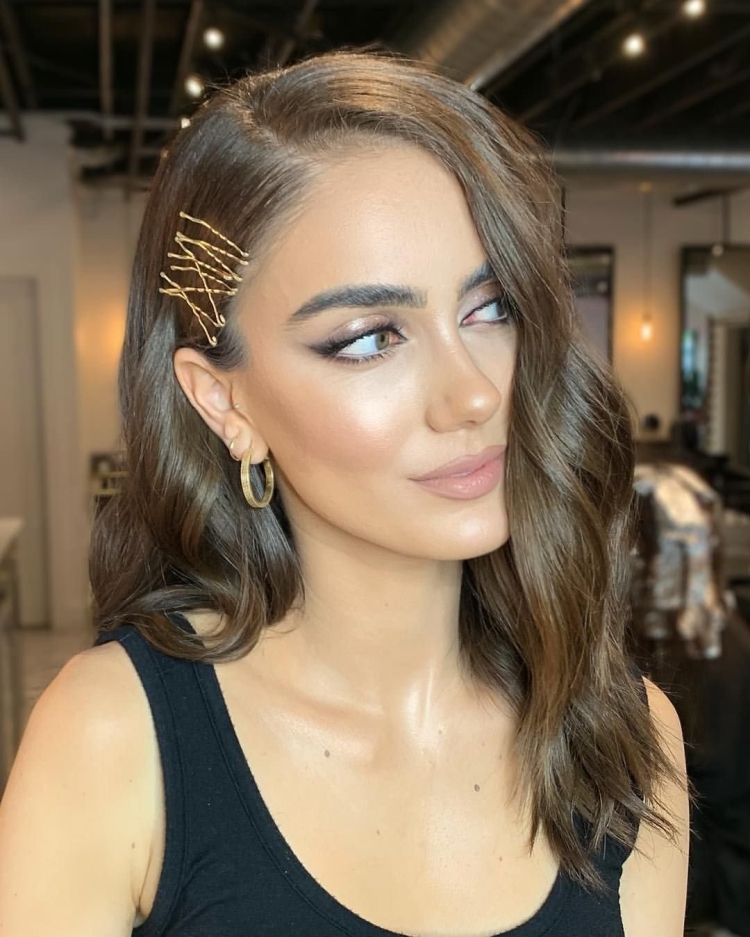 Модные прически на длинные волосы