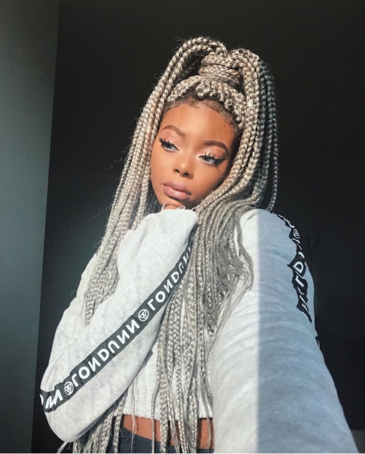 Рианна брейды