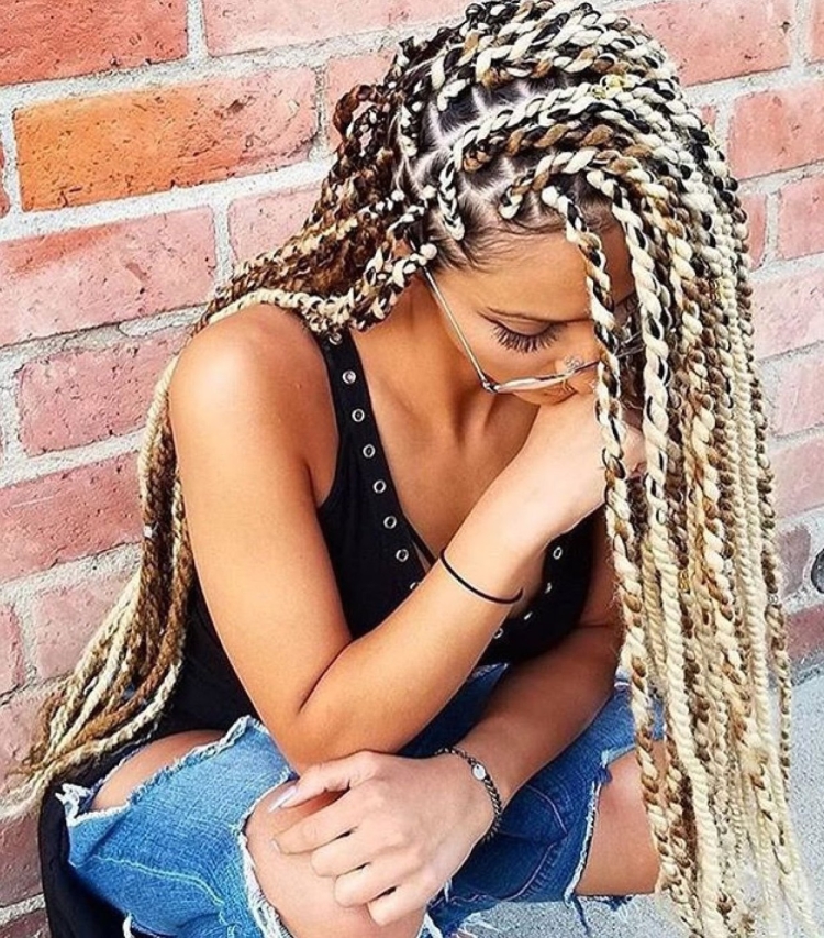 Дженна МАКДУГАЛЛ афрокосы