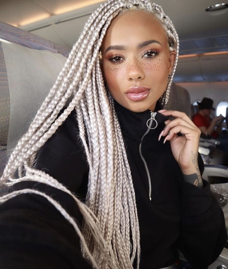 Афрокосы сенегальские блонд