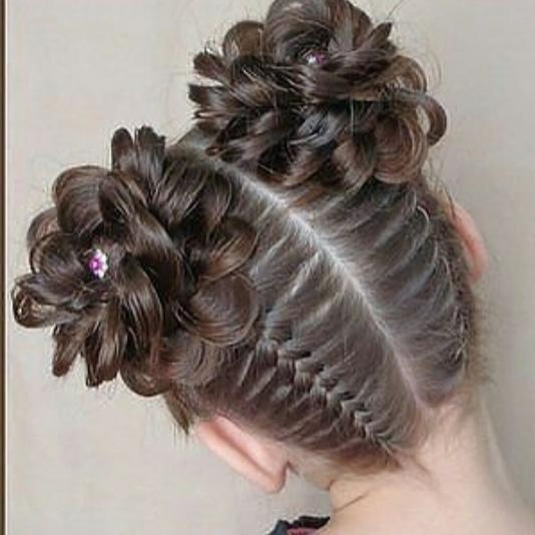 Дракончик с шишками причёска