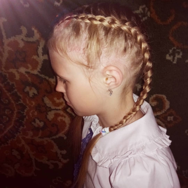 Дракончик прическа для девочки на короткие волосы