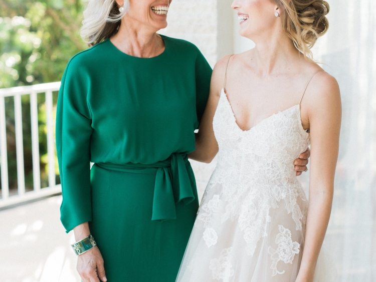 Шикарные платья на свадьбу для мамы