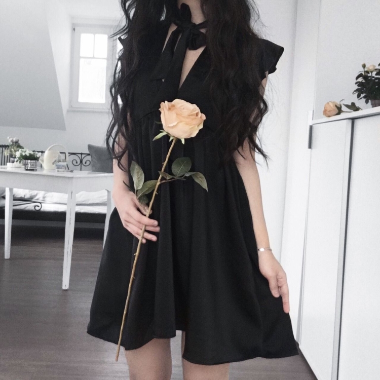 Эстетичное платье черное