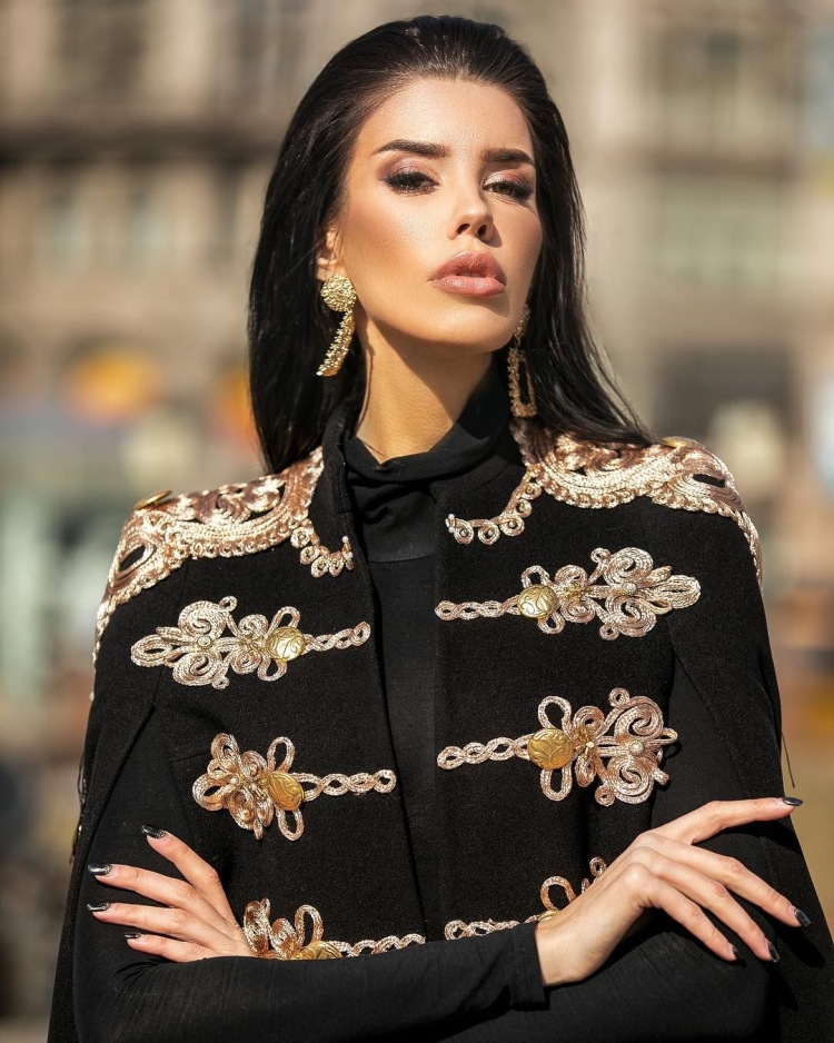 Пиджак Кейп Дольче Габбана