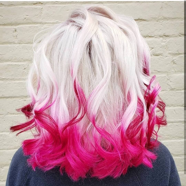 Цветное омбре на светлые волосы