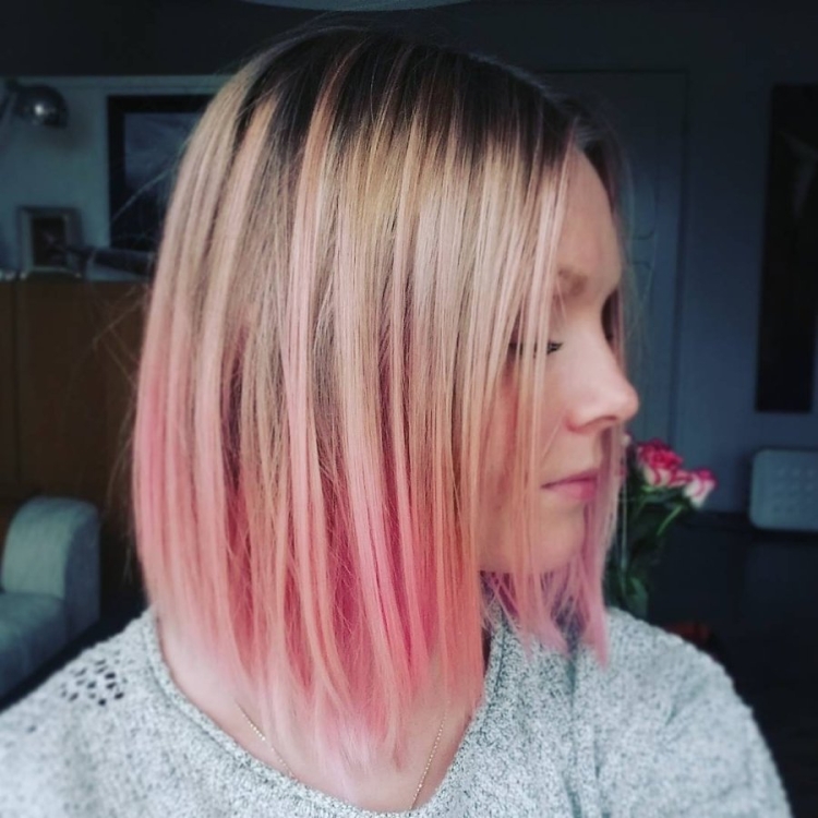 Клубничный блонд омбре на каре