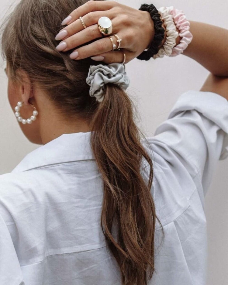 Трендовые резинки для волос