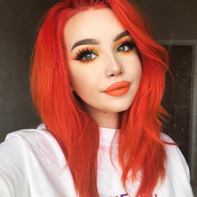 Макияж под ярко рыжие волосы