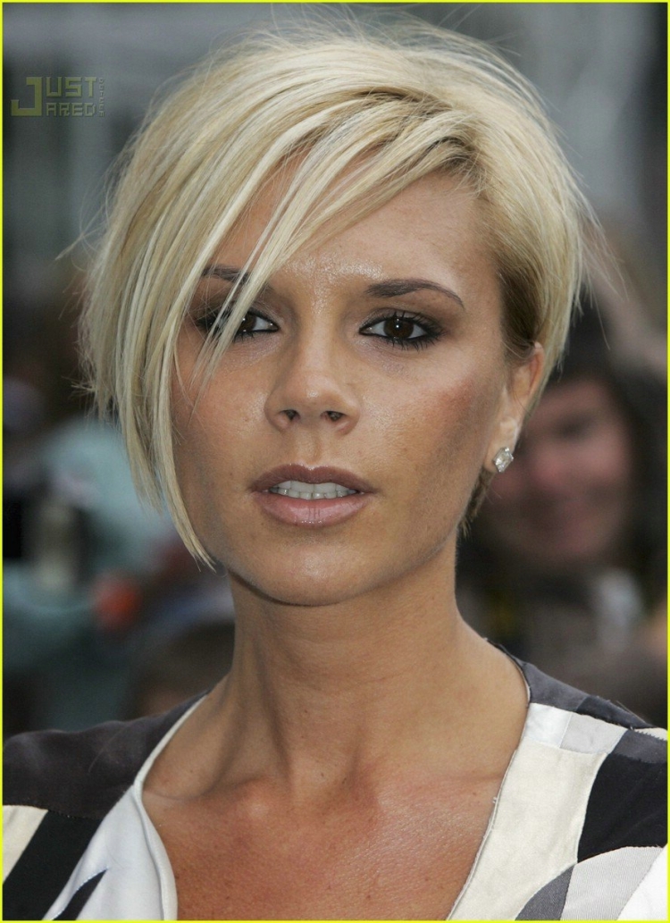 Виктория Бекхэм стрижка