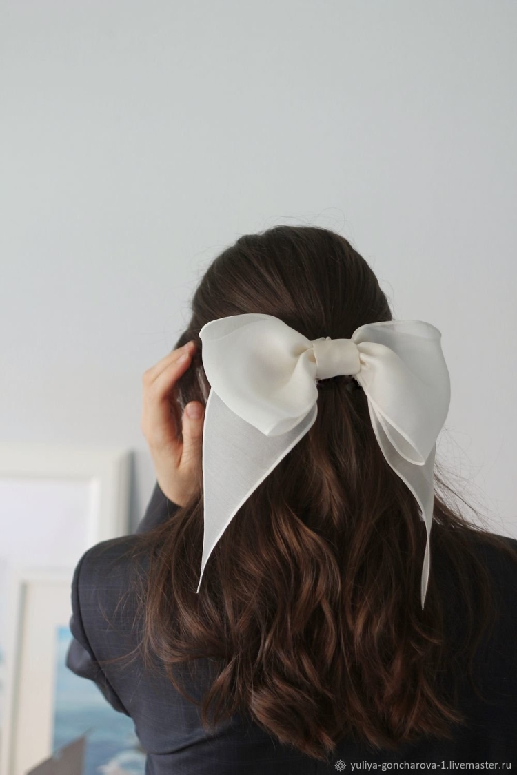 Заколки и банты