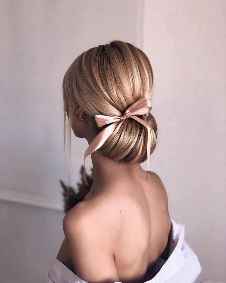 Хвостики с бантиками