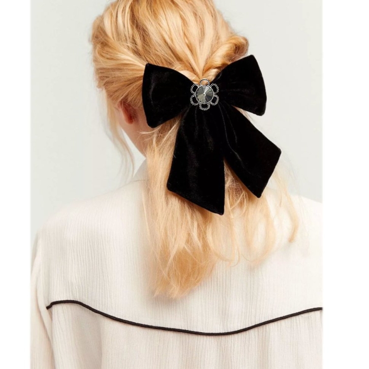 Свадебный бант на волосы