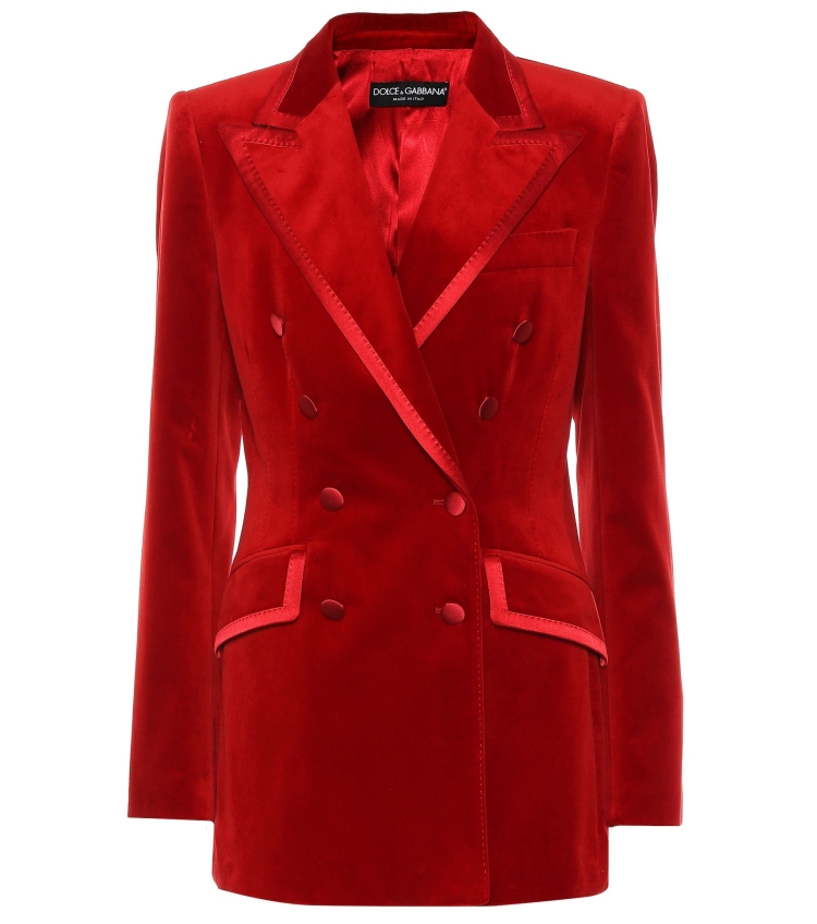 Девушка в пиджаке