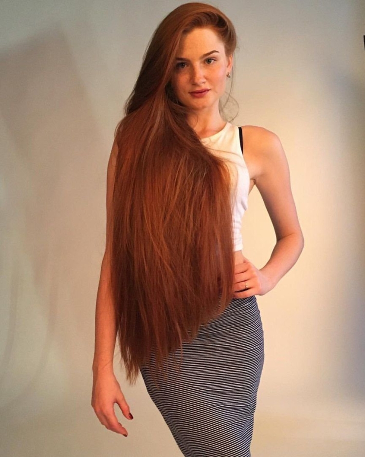 Хвост Арианы Гранде