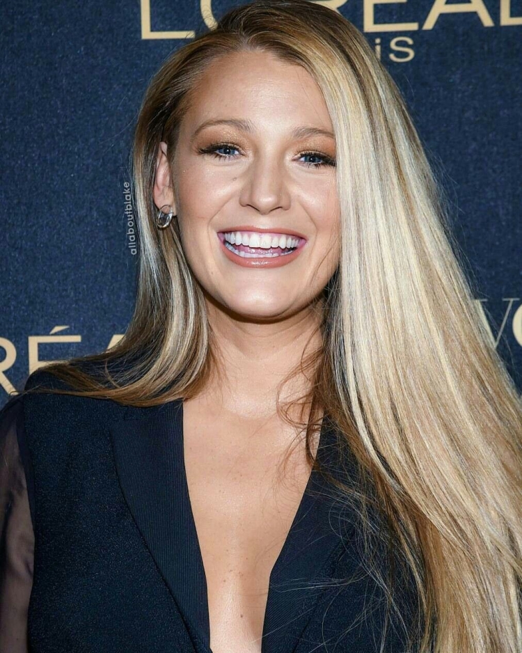 Хлои Кардашян блондинка