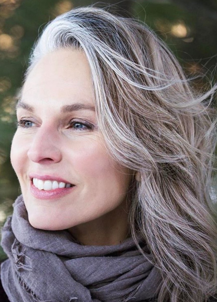 Девушки с сединой