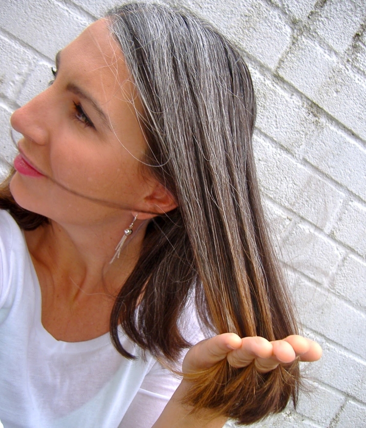 Отросшие Седые волосы