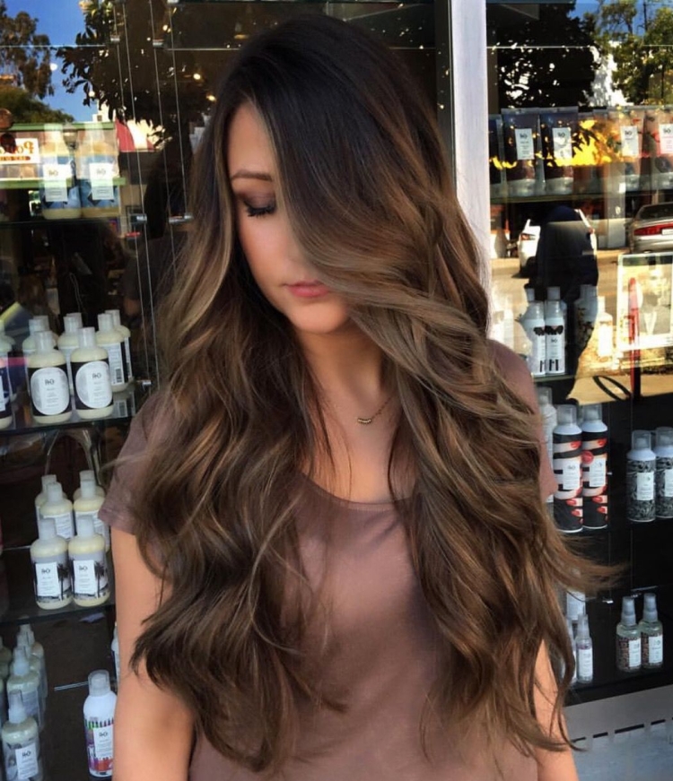 Балаяж на темные волосы длинные