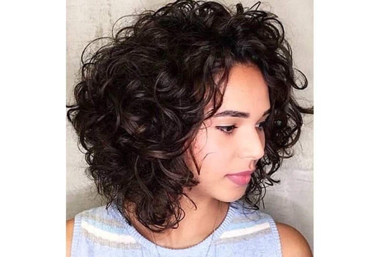 Стрижка Shag на вьющиеся волосы