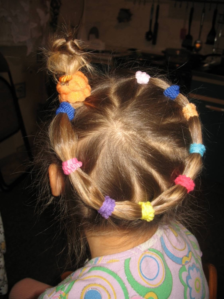 Прически из хвостиков для девочек