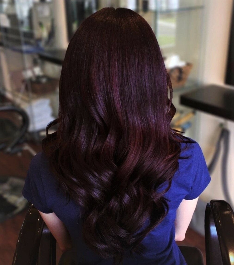 Омбре бургунди на тёмные волосы