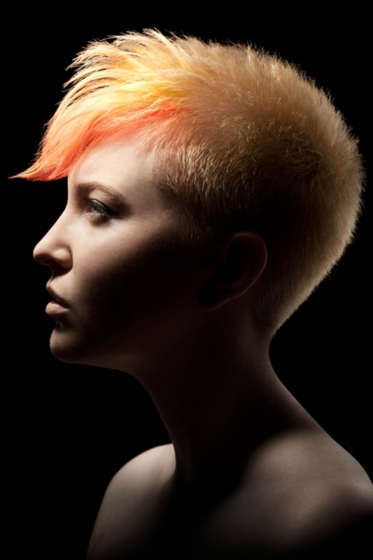 Стрижка фейд женская на короткие волосы