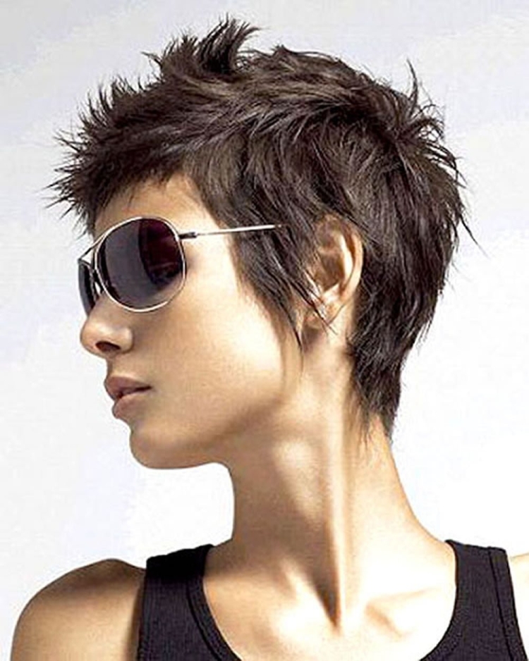 Стрижка Ёжик женская на короткие волосы