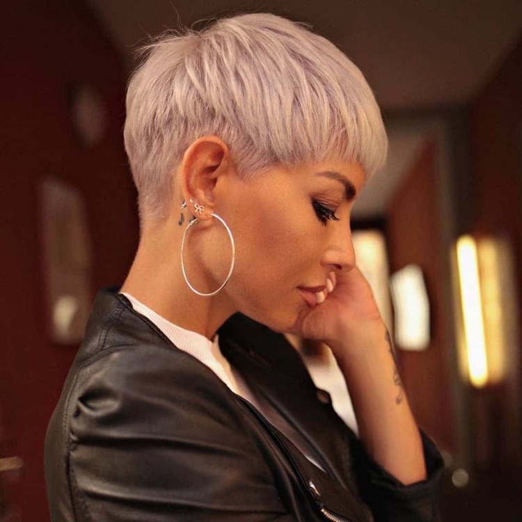 Стрижка Пикси Калманович