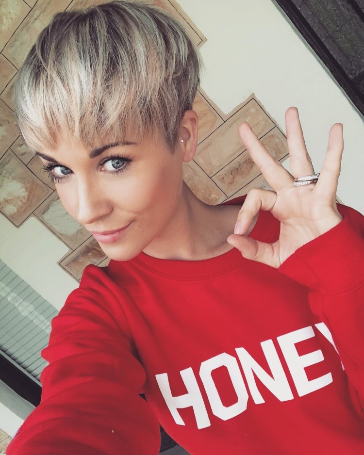 Стрижка Пикси