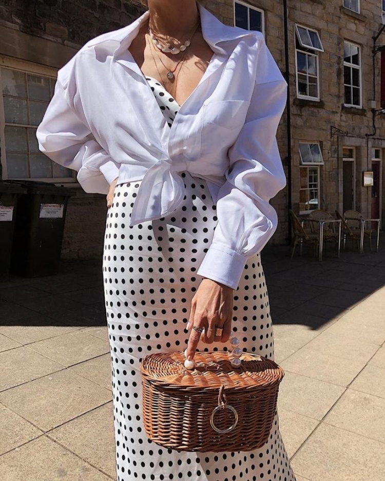 Платье сорочка в бельевом стиле