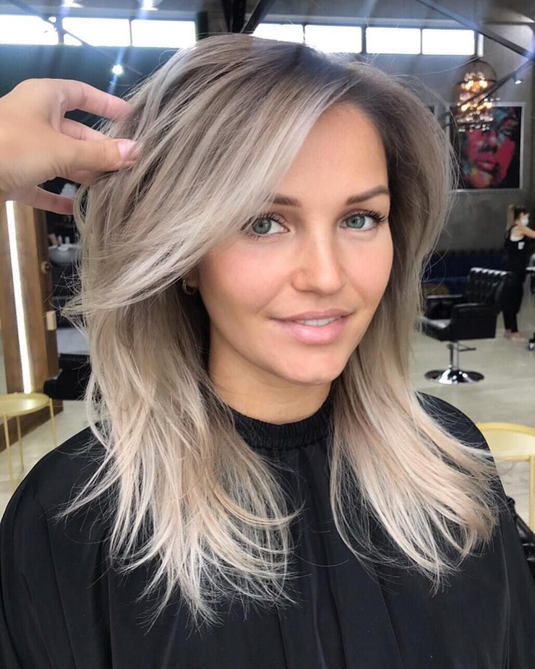 Мелирование с затемнением корней