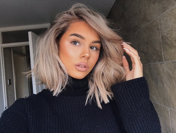 Блонд с темными корнями