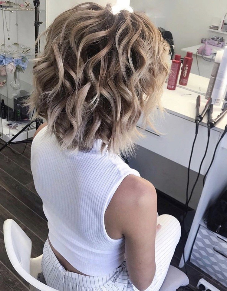 Пляжные Локоны на короткие волосы