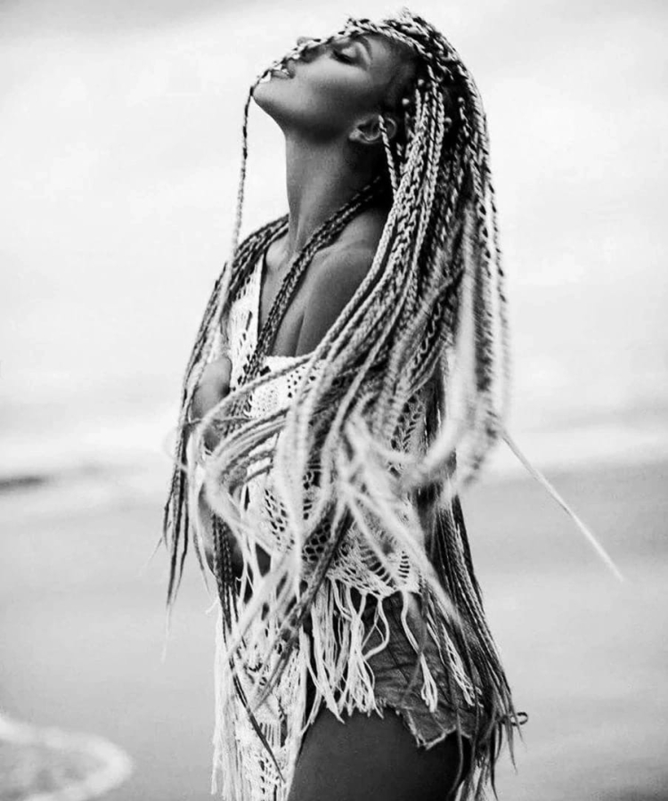 Афрокосы белые