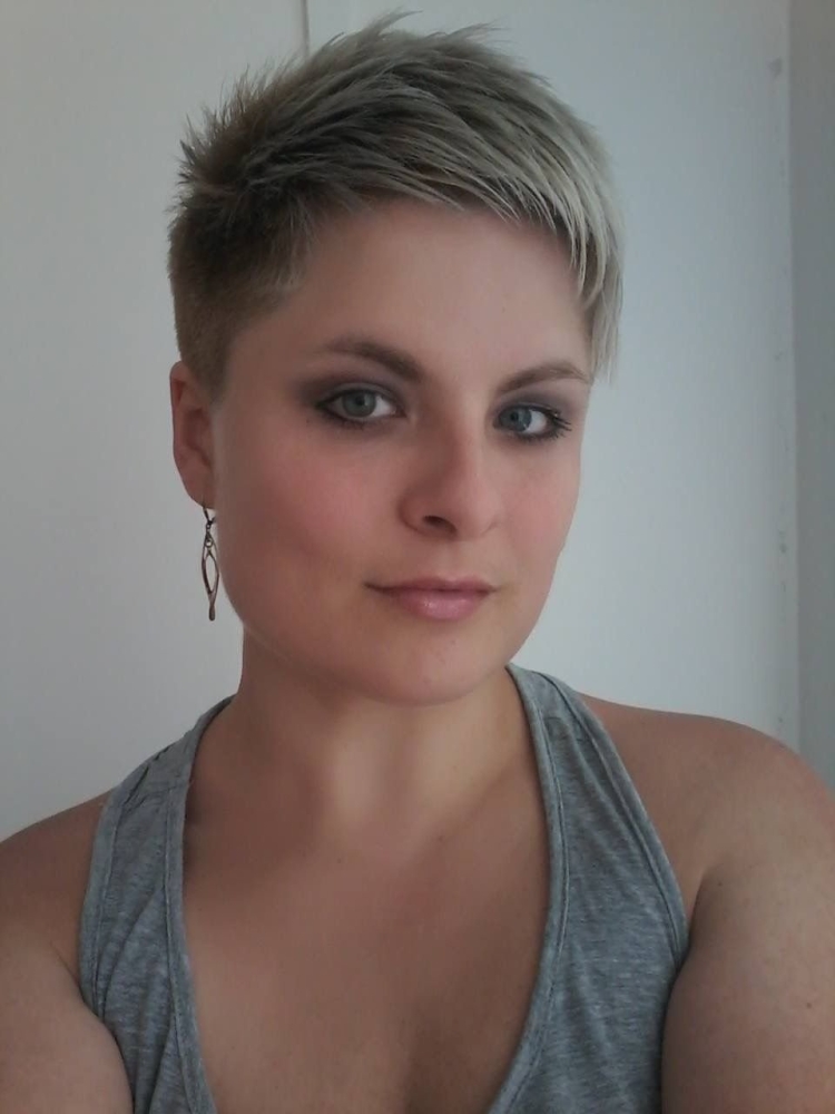 Стрижка Ёжик женская для полных