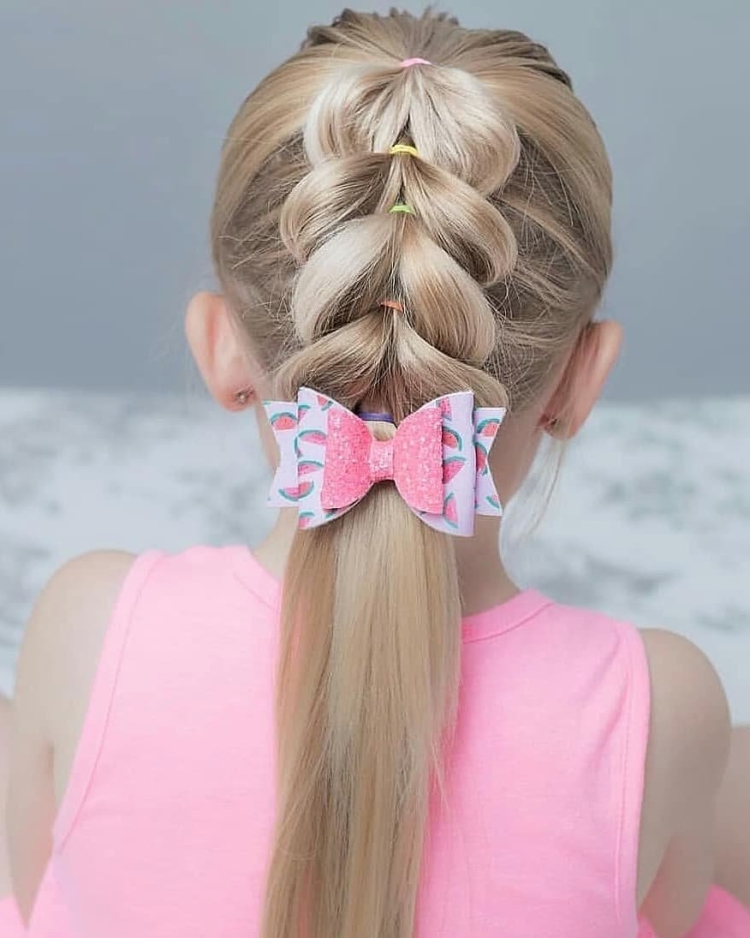 Прическа с резиночками силиконовыми