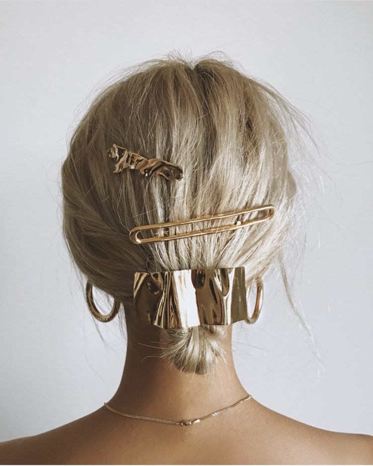 Заколка для волос