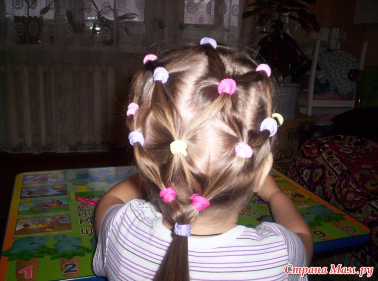 Прически на каре с маленькими резиночками