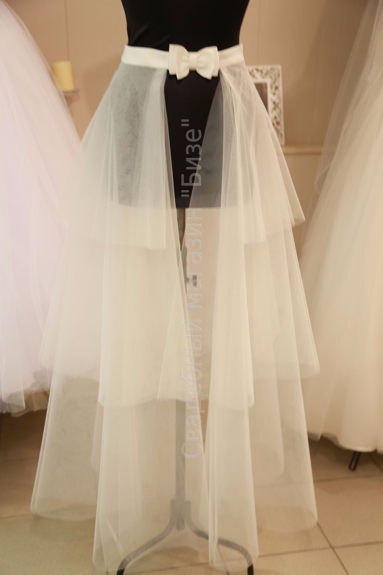 Платье со съемной юбкой