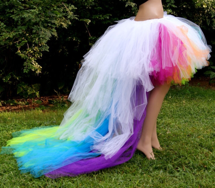 Юбка из фатина со шлейфом