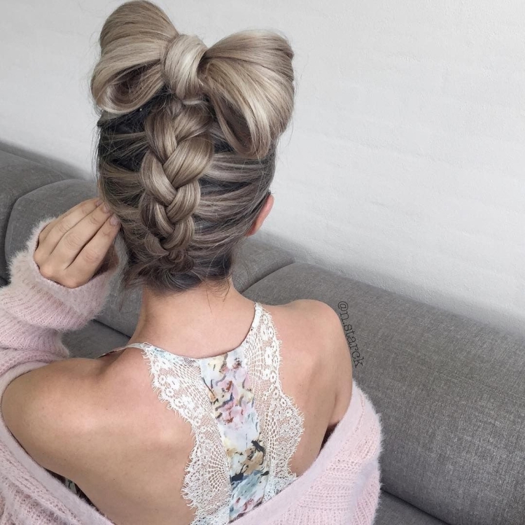 Причёски с косами и бантиками