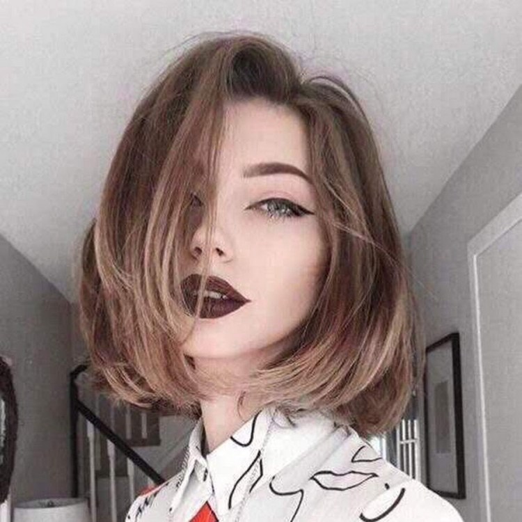 Топовые девушки с каре