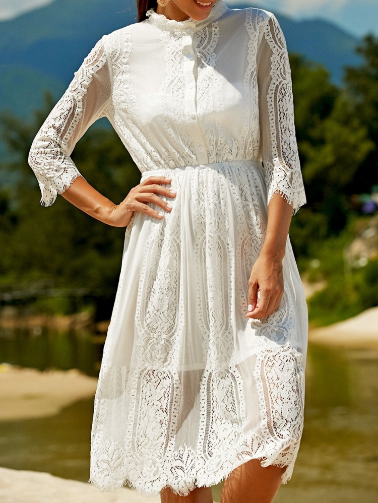 Широкое кружевное платье белое