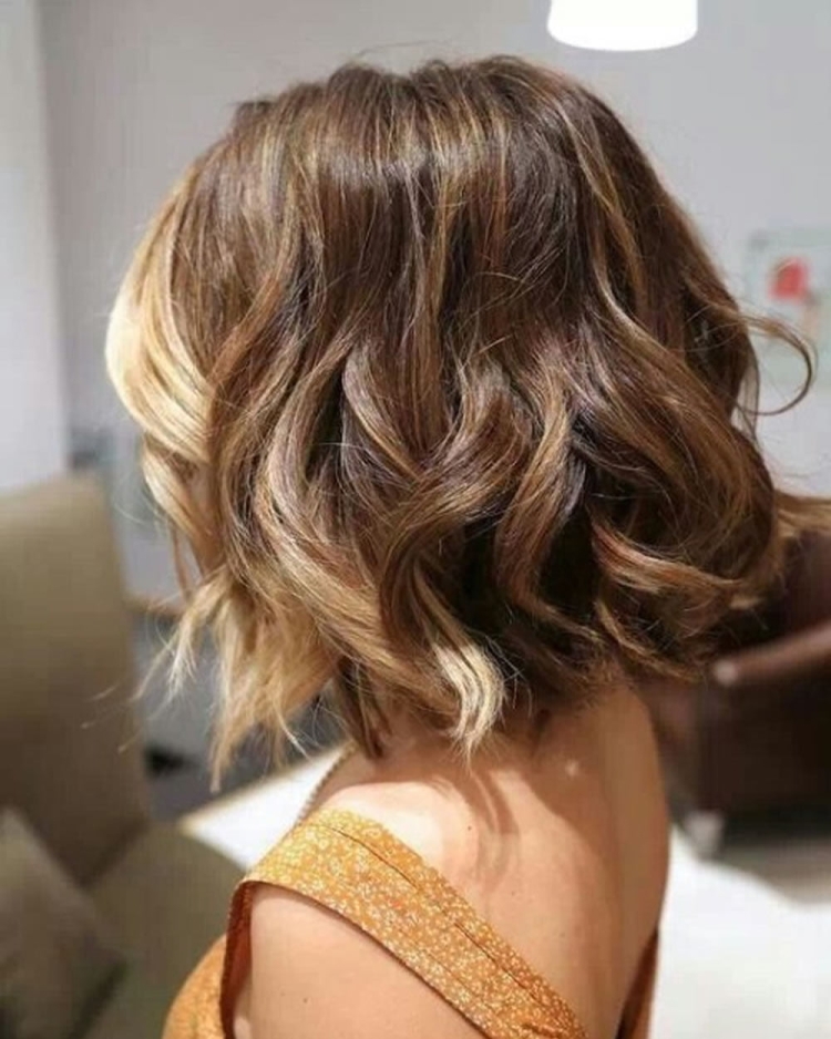 Мелирование каре кудри