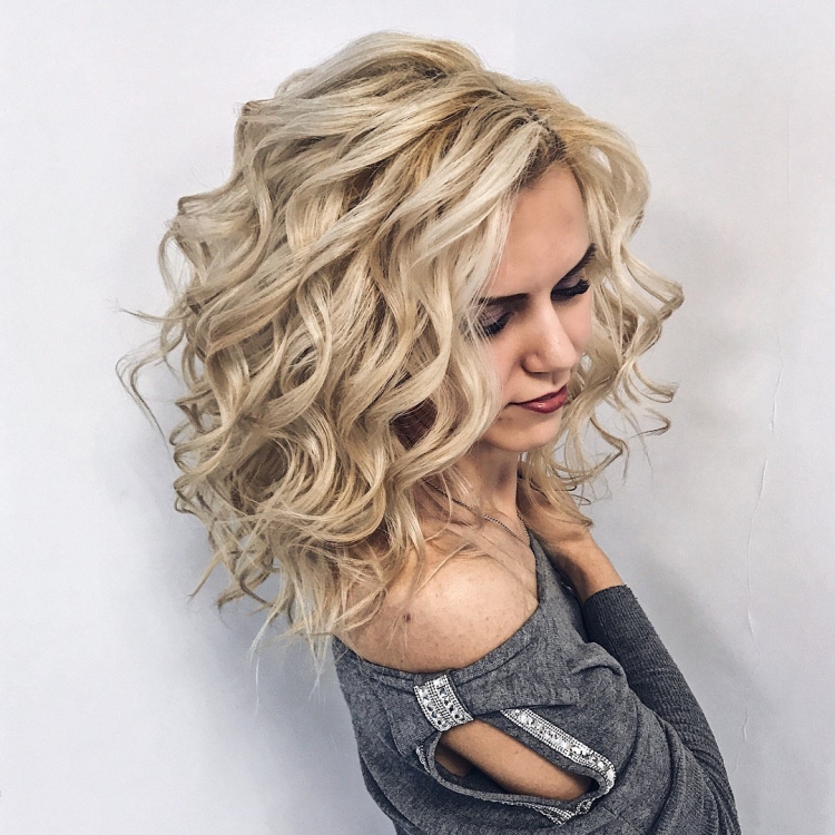 Прическа небрежные Локоны