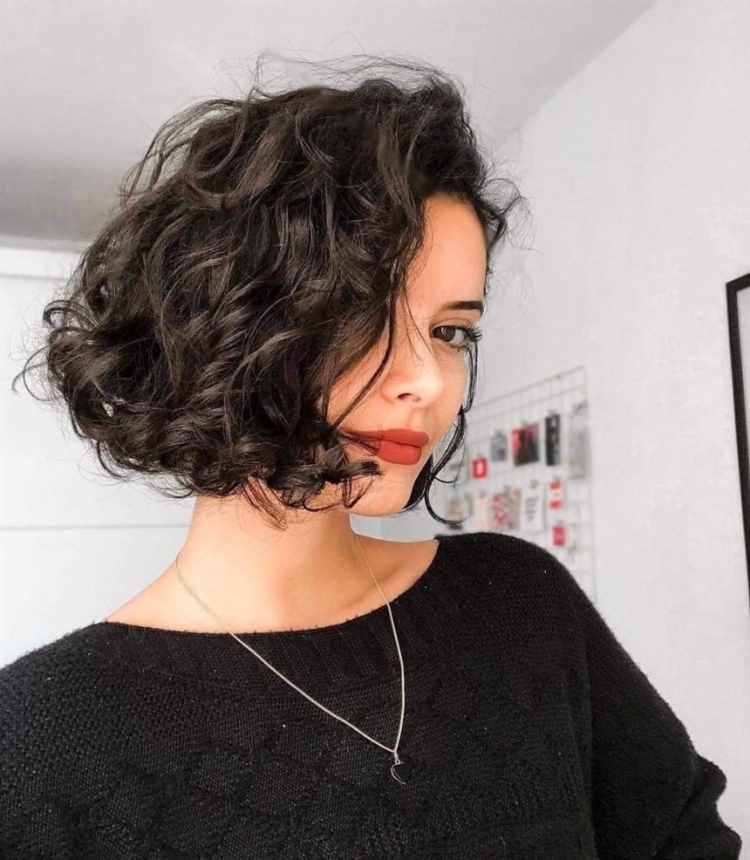 Кудряшки на Боб каре