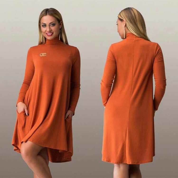 Трикотажное платье трапеция